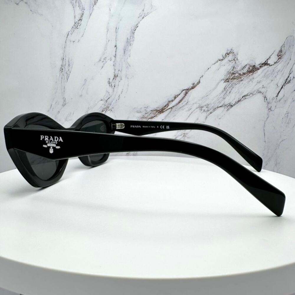 New PRADA Sunglasses Black Butterfly Cat Eye Logo Symbole Logo New - Picture 10 of 16